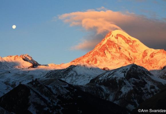 Kazbegi Compass Daire Dış mekan fotoğraf